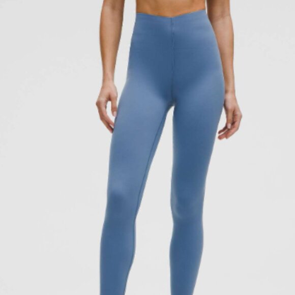 NWT Lululemon Glow Up High-Rise Tight 28" in Washed Denim Size 12